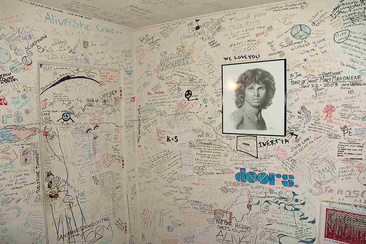 Jim Morrison: desmitificando al Rey Lagarto