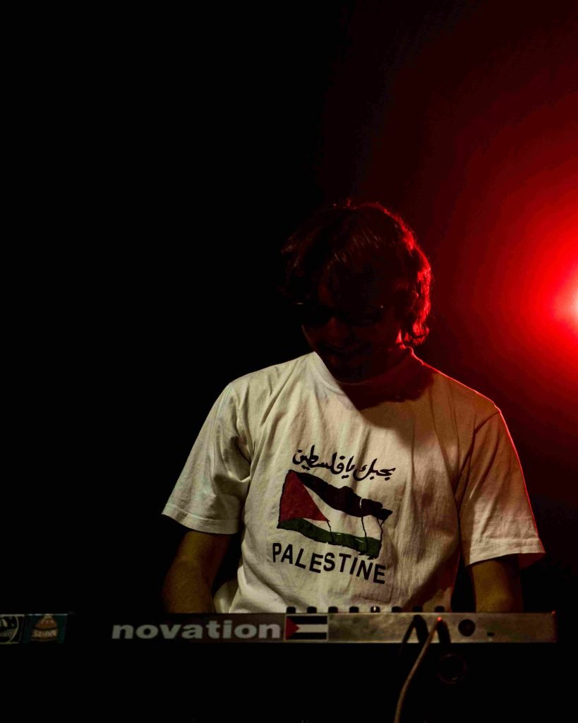 Foto de Lucas Taló en Crearock. Por Fernando VIlches.