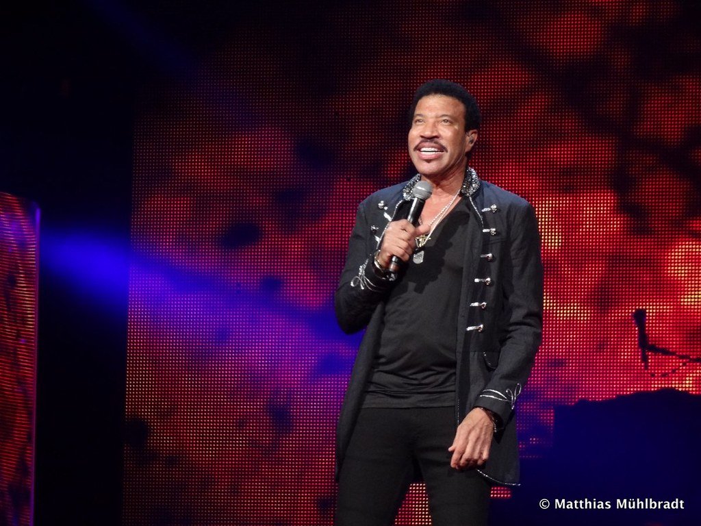 Back to 2016: Lionel Richie y el ADN ochentero en el Festival de Viña